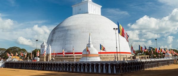 1-Day Anuradhapura Sightseeing Tour with UNESCO Sacred Sites