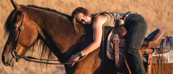 3-Hour Arabian Horse Riding in Qatar Desert from Doha