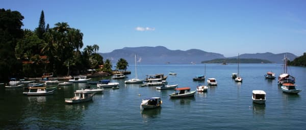 12-Hour Angra dos Reis Cruise with Swimming and Buffet Lunch