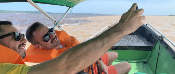9-Hour Amazon River Tour from Manaus with Dolphins and Tribes