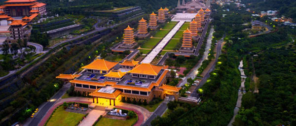 2-Hour Buddha Memorial Center Tour in Kaohsiung with Sacred Relic