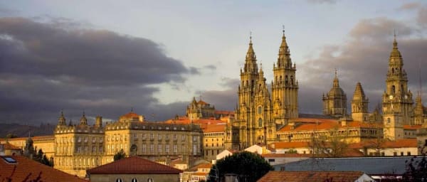 3-Hour Santiago de Compostela Walking Tour with Plaza de Abastos