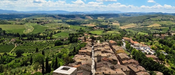 2-Hour Walking Tour of San Gimignano with Medieval Squares and Views