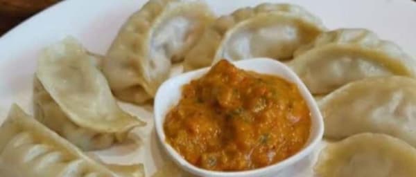3-Hour Thamel Food Walking Tour in Kathmandu with Local Tastings