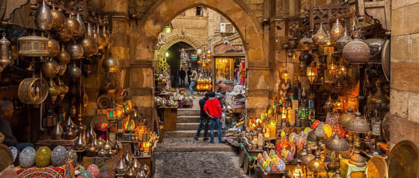 1-Day Cairo Pyramids and Museum Tour with Khan El Khalili