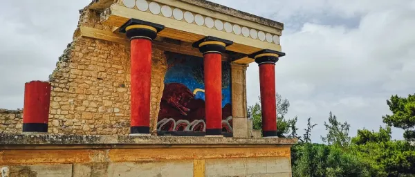 4-Hour Knossos Palace Tour in Heraklion with Minoan Highlights