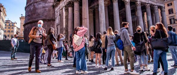 2-Hour Walking Tour of Rome Highlights with Pantheon and Trevi Fountain