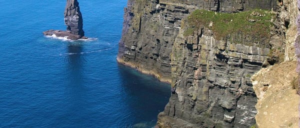 8-Hour Private Cliffs of Moher and Burren Tour with Artisan Food