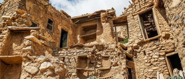8-Hour Jebel Shams and Wadi Ghul Tour from Muscat with Al Hamra