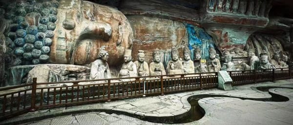 1-Day Wulong Karst or Dazu Rock Carvings Tour from Chongqing