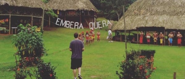 Tour de 1 día a la comunidad Emberá con navegación por el río Chagres