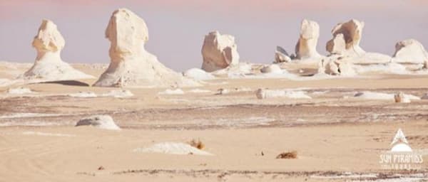 3-Day Bahariya Oasis Desert Tour with White Desert Camping