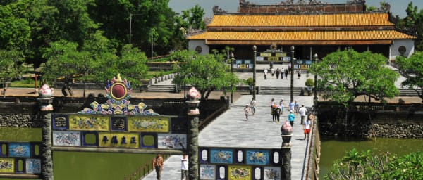 1-Day Hue Highlights Tour from Da Nang with Hải Vân Pass