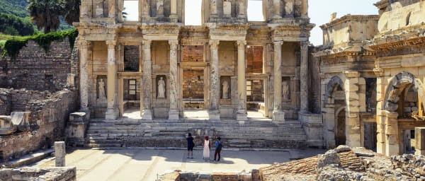 2-Day Ephesus and Pamukkale Tour with Kuşadası and Hierapolis