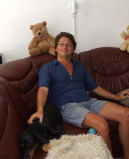 Arin  Pernes
