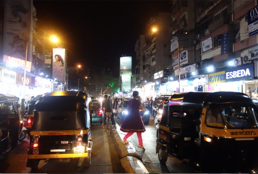 Busy Lokhandwala market street