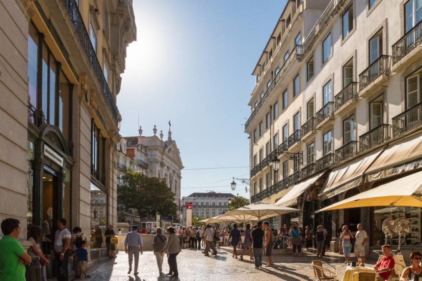 Shopping in Baixa