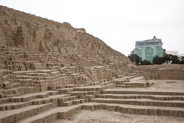 Huaca Pucllana - Pre-incan Ruins