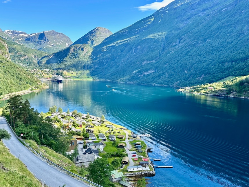 Private tours in Geiranger with Uniktur