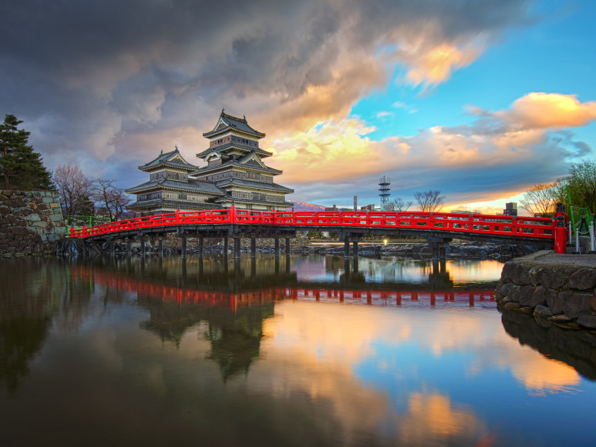 Matsumoto castle and red bridge in Nagano