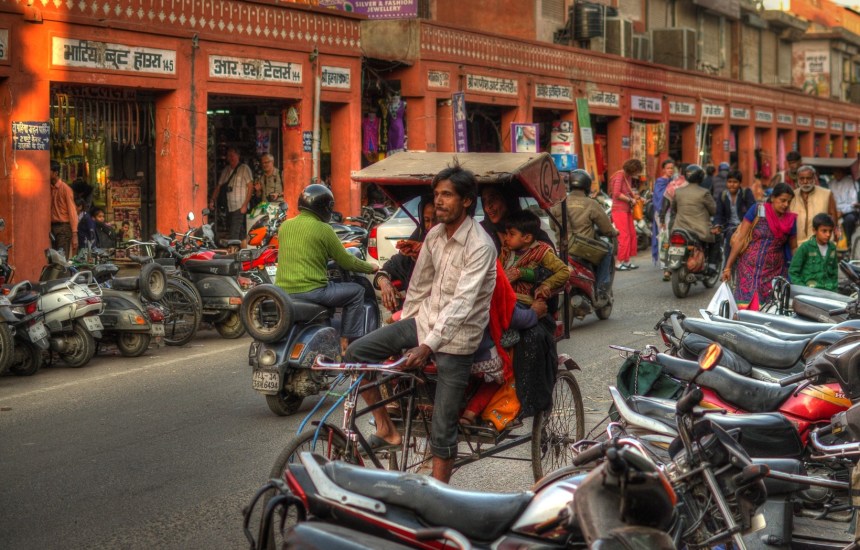 A busy Jaipur Bazaar