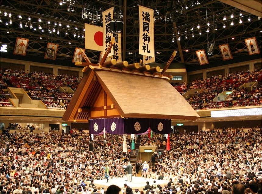 Ryogoku Kokugikan Tsuriyane