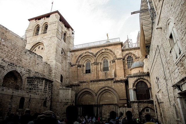 Church_of_the_Holy_Sepulcher