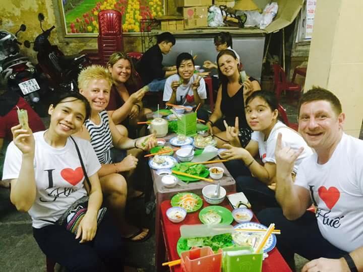 hue-street-food-tour