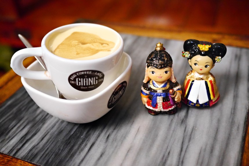 Caf&eacute; Giang Egg Coffee
