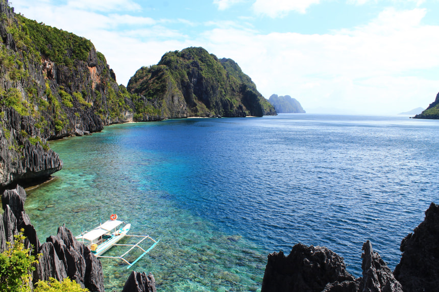 El Nido Coron Beach