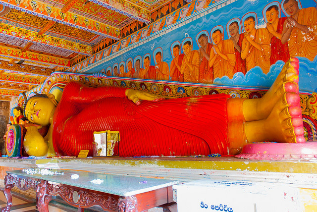Sacred Isurumuni Raja Maha Viharaya in Anuradhapura