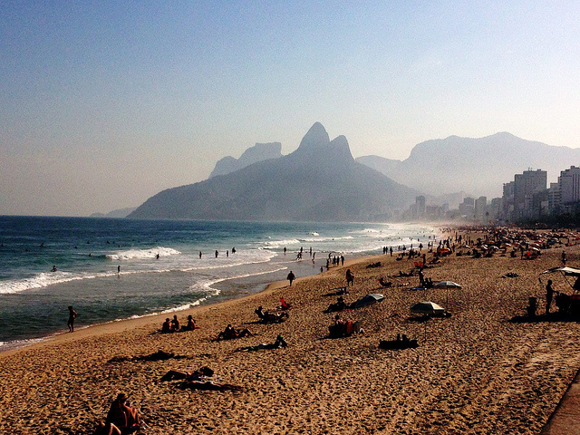 Praia do Arpoador Beach
