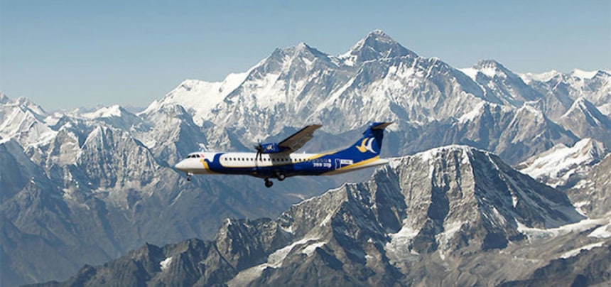 One hours mountain flight to explore thousand of Himalayan peaks from near 