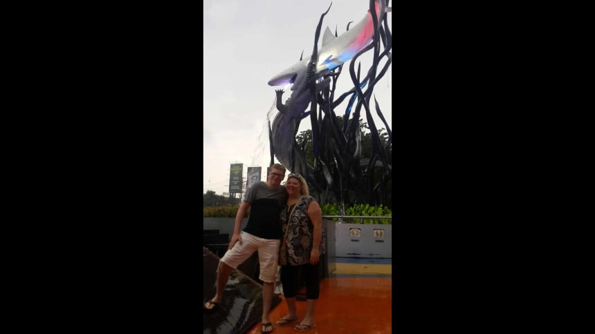 Sura and Baya statue