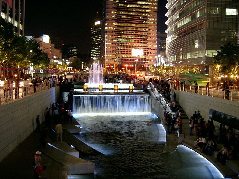 Cheonggyecheon stream
