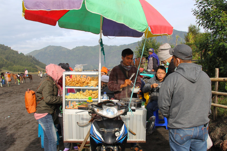street food vendor indonesia