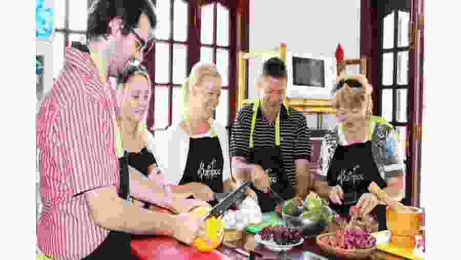 Attend a Vietnamese Cooking Class