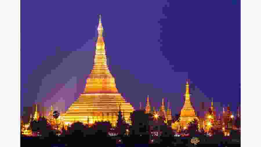 Visit Shwe Dagon Pagoda