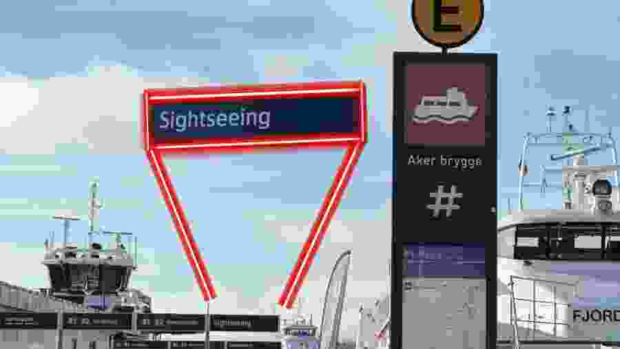 Platform E, line Sightseeing