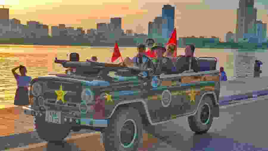 Hanoi Jeep Tour