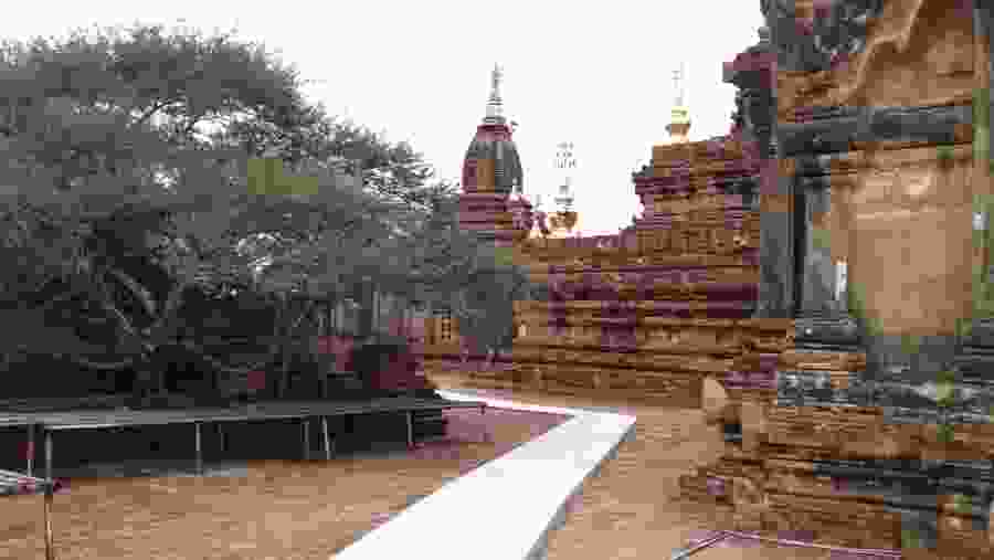 Explore the Temples of Bagan
