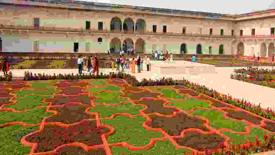 agra fort