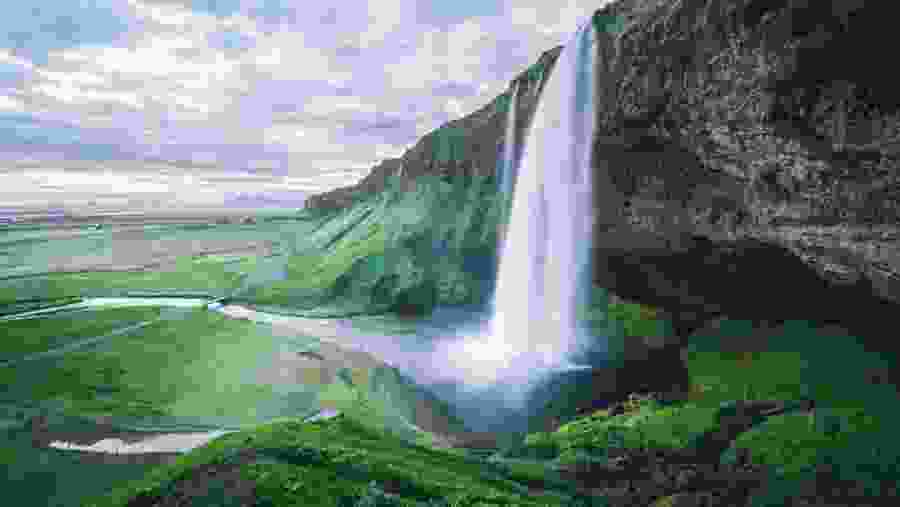 Seljalandsfoss Waterfall