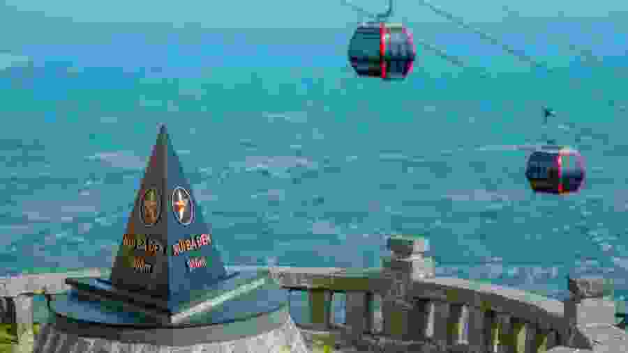 Ba Den Mountain Cable Car