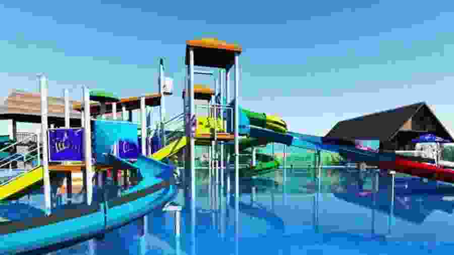 16 slides in Bandargama water park
