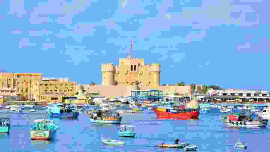 Explore the Citadel of Qaitbay