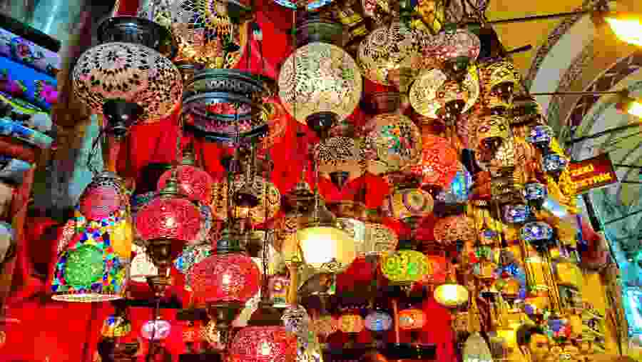 Go for shopping at the Grand Bazaar