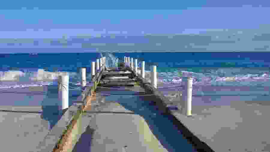 Waves crashing the island shores