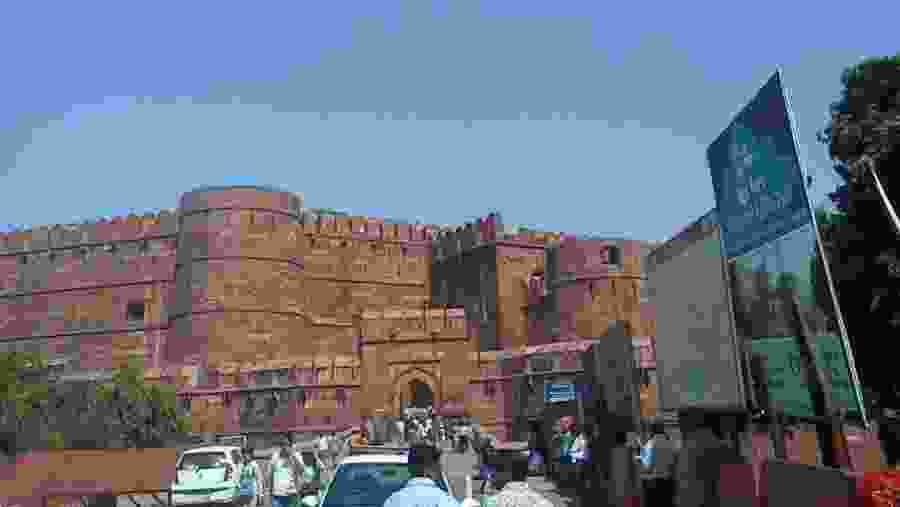 AGRA FORT