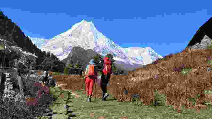 Manaslu Circuit Tsum Valley Trek